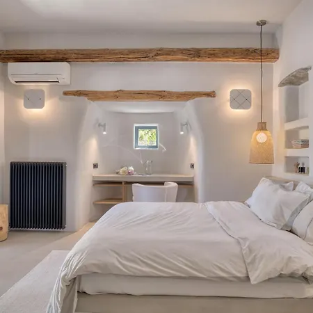 Einzigartige In Paros Mit Jacuzzi Und Strandzugang Βίλα