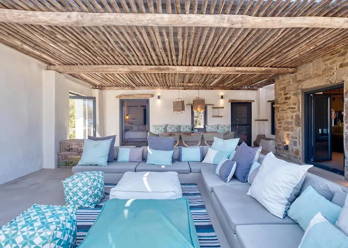 Willa Einzigartige In Paros Mit Jacuzzi Und Strandzugang *