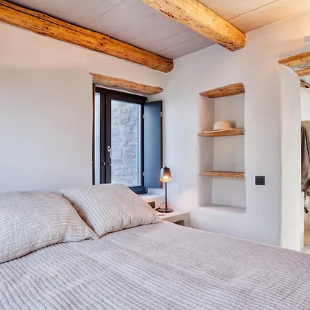 别墅 Einzigartige In Paros Mit Jacuzzi Und Strandzugang *