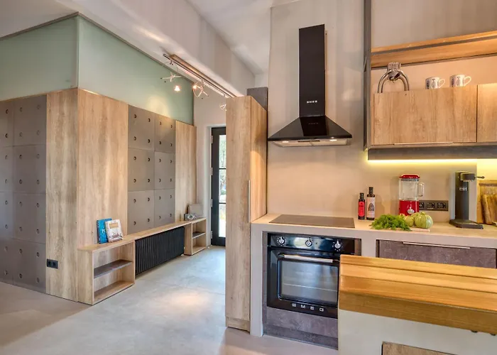 Villa Einzigartige In Paros Mit Jacuzzi Und Strandzugang Molos (Paros)